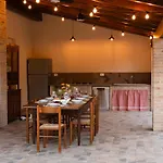 Дом отдыха Podere Limeria Country Nelle Marche