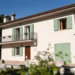 Podere Limeria Country Nelle Marche Дом отдыха *
