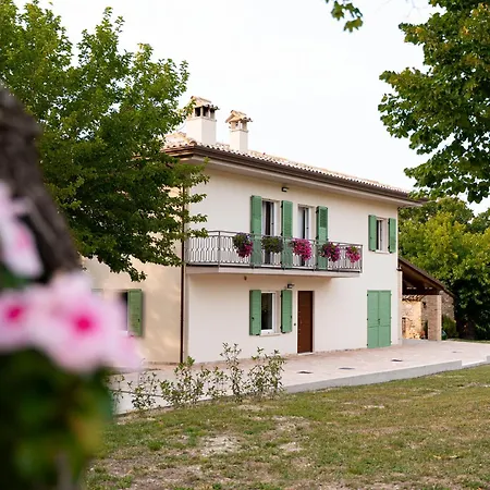 Podere Limeria Country Nelle Marche *